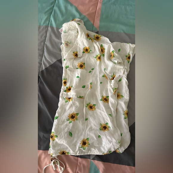 Nobo Button Down - Picture 1 of 3